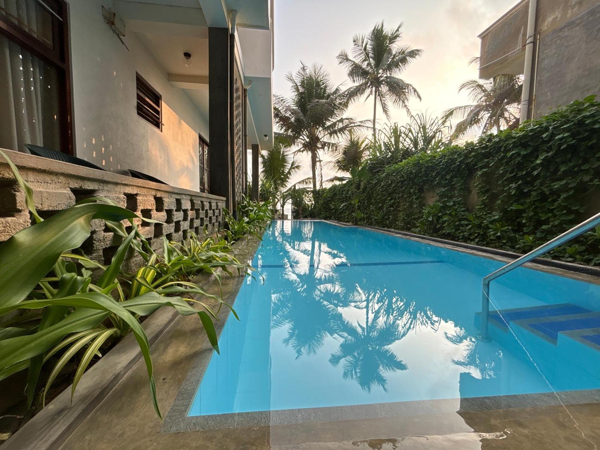 Mirage Beach House At Morava Court Hikkaduwa Εξωτερικό φωτογραφία