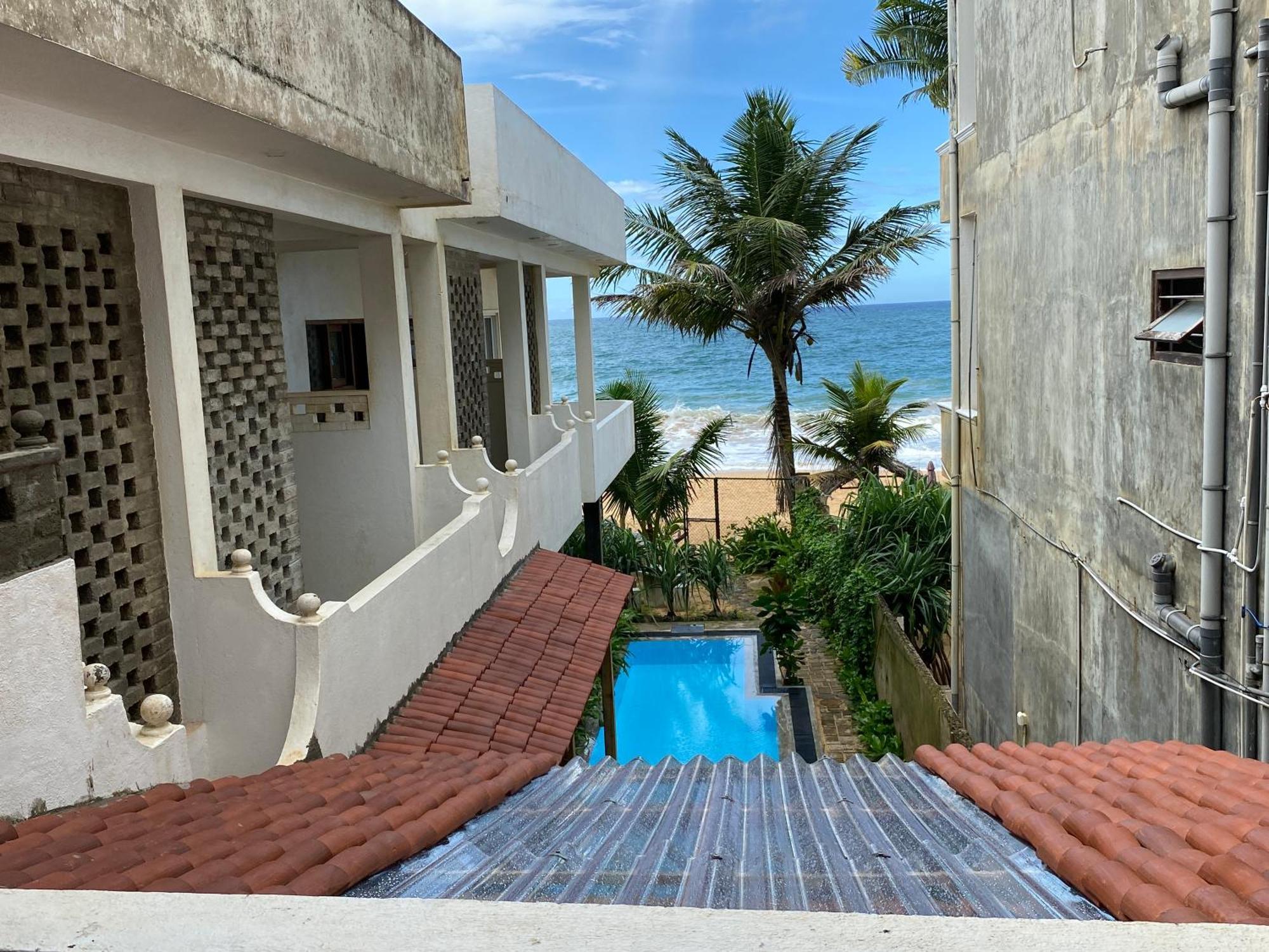 Mirage Beach House At Morava Court Hikkaduwa Εξωτερικό φωτογραφία