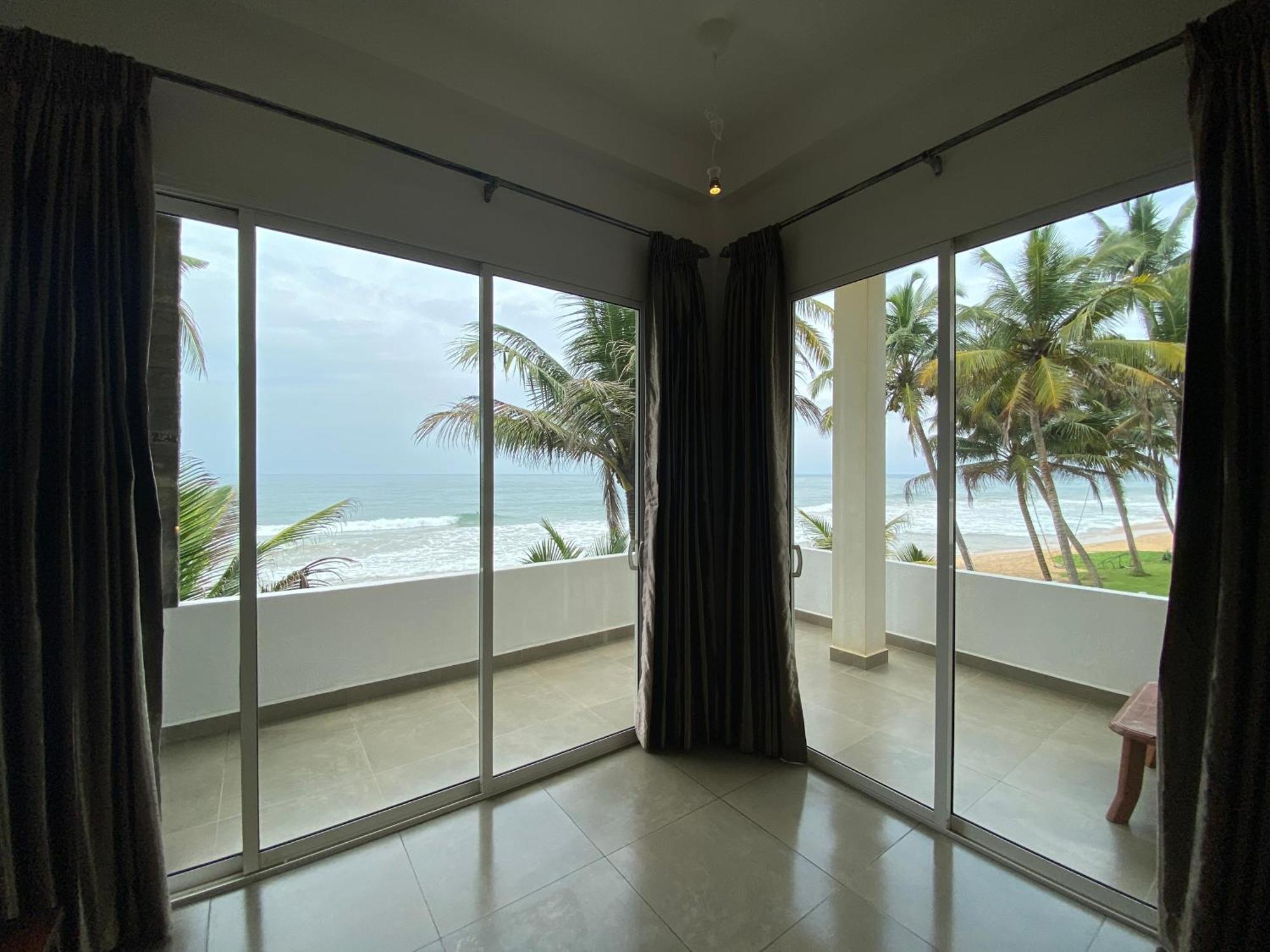 Mirage Beach House At Morava Court Hikkaduwa Εξωτερικό φωτογραφία