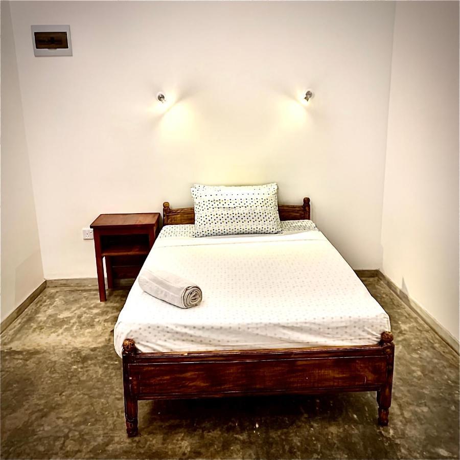 Mirage Beach House At Morava Court Hikkaduwa Εξωτερικό φωτογραφία